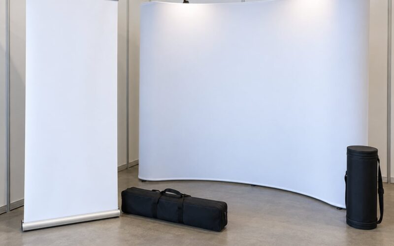 Retractable Banner Stand vs Pop Up Display: Which Wins? 2026